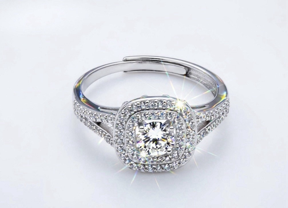Elegant 0.50ct Moissanite Double Halo Statement Ring S925 Silver Adjustable Size