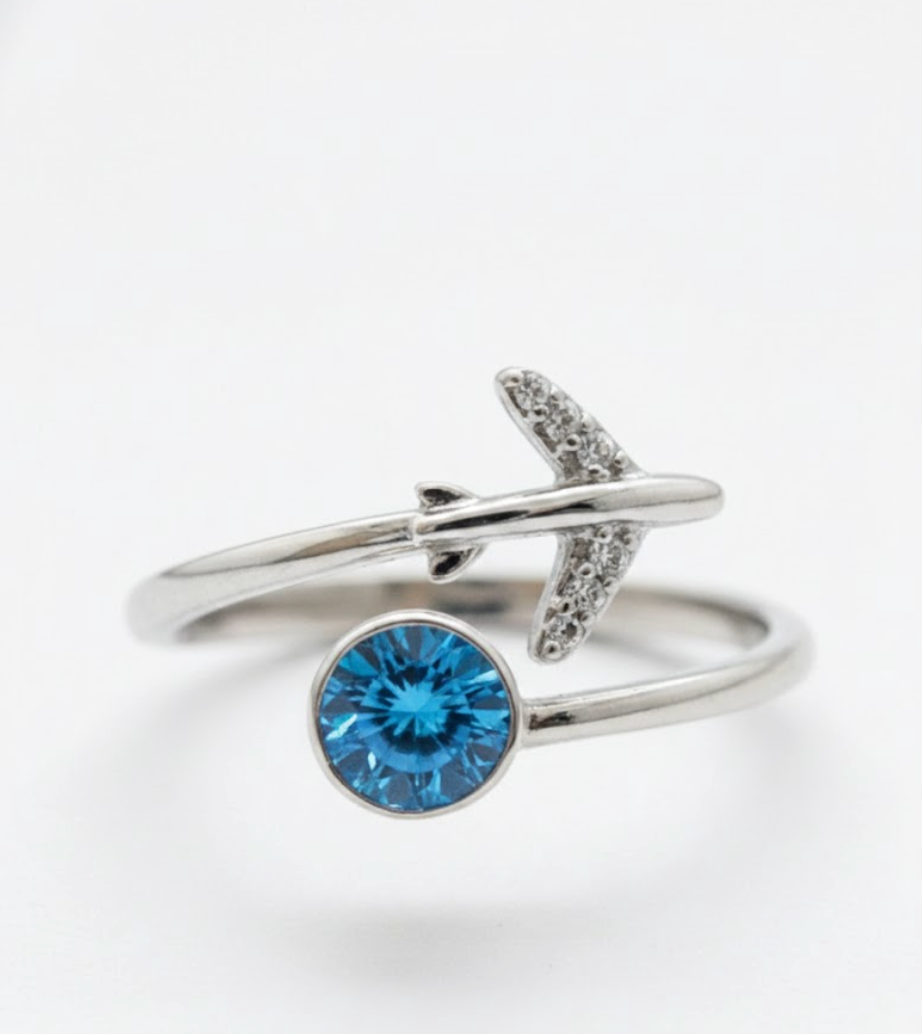 Gorgeous Women’s Blue Swarovski Ring Size 6.5