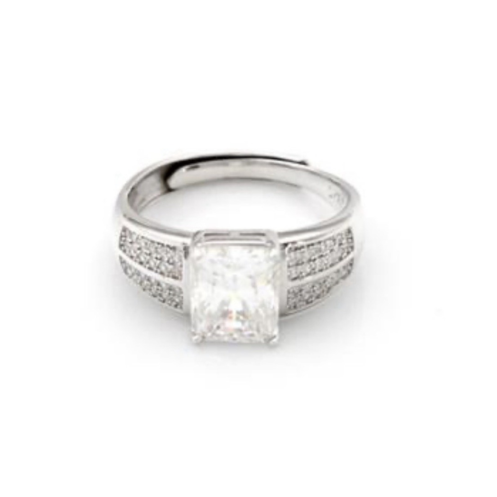 Exquisite Moissanite 925 SterlingSilver Engagement Ring AdjustableSize 3.00 CTW