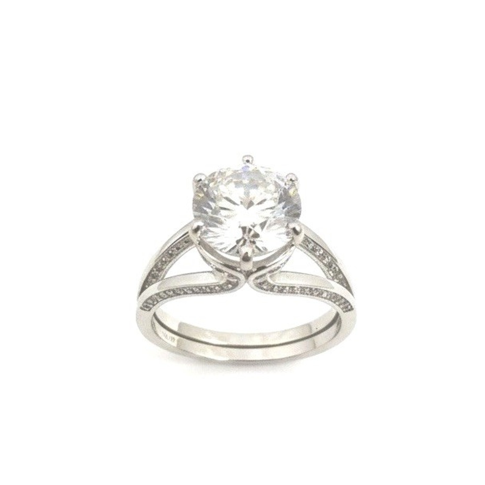 Stunning 3.00ct Moissanite Brilliant Round Cut Solitaire Ring 925SterlingSilver