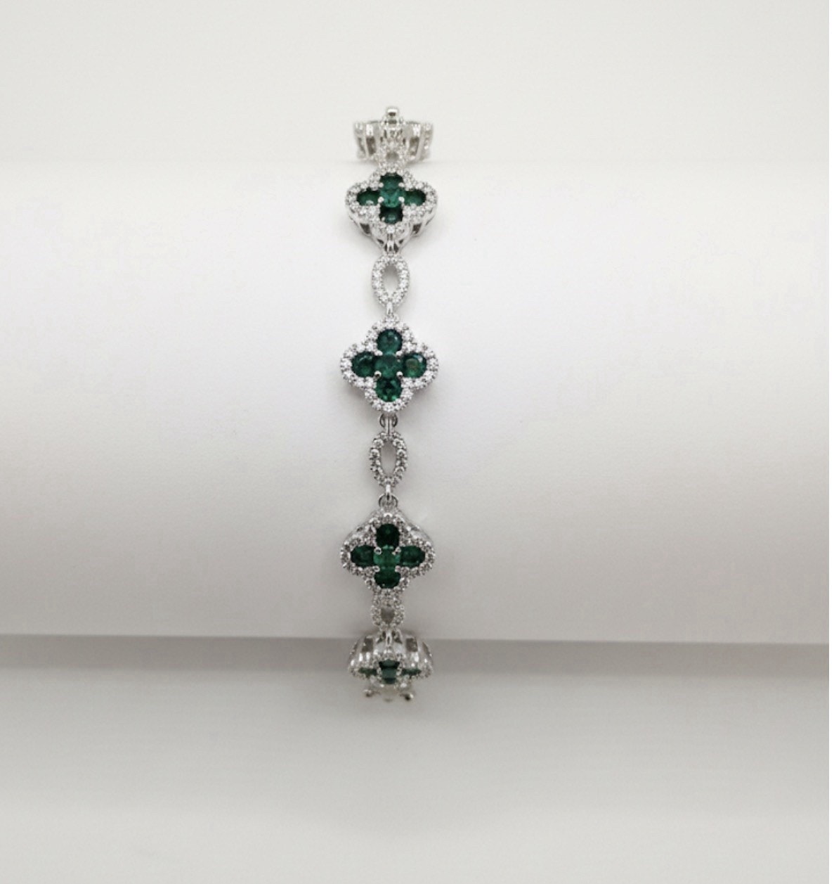 Women’s Silverstone Cubic Zirconia and Green Clover Leaf Gemstone Bracelet